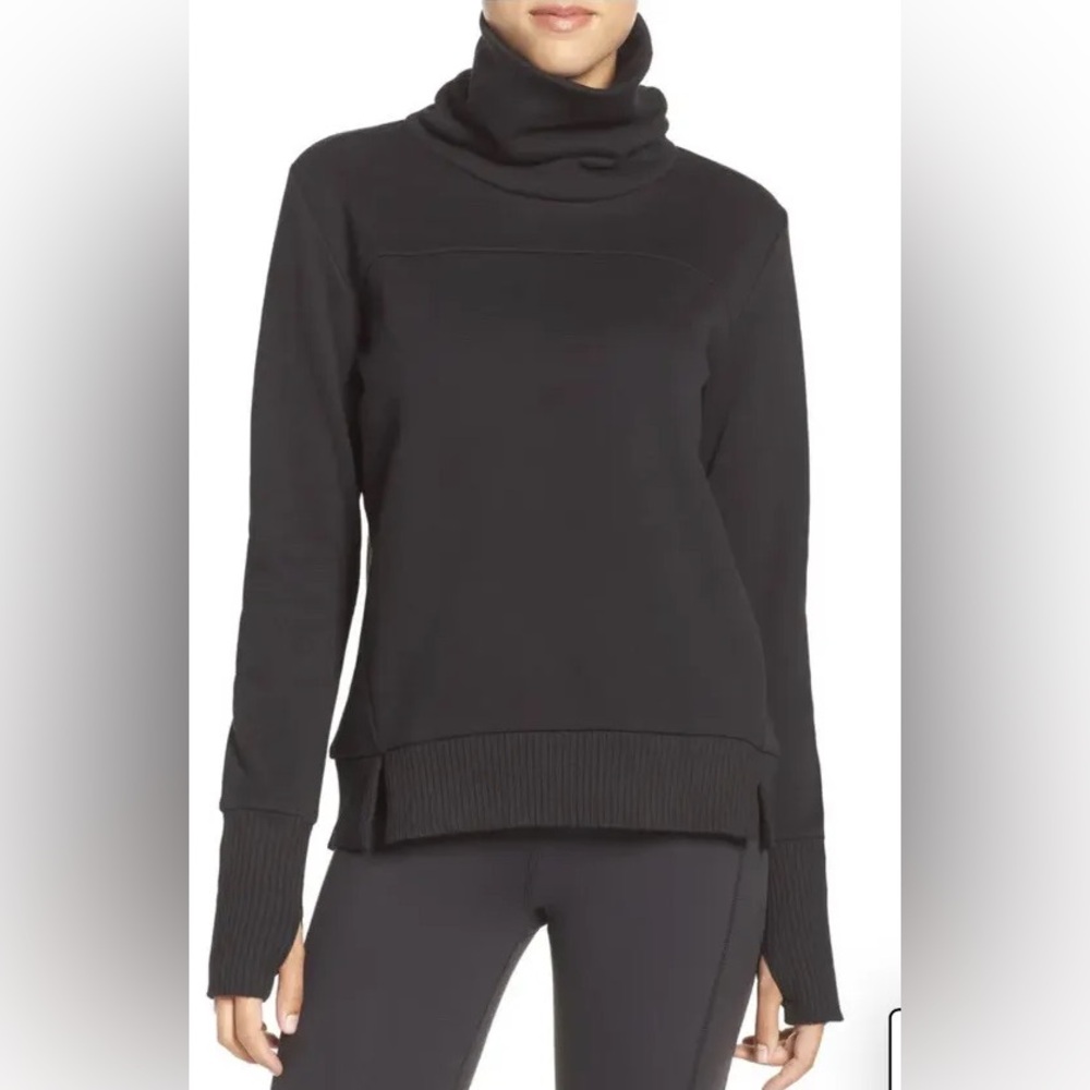 Alo yoga black sweater